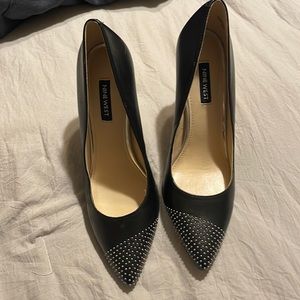 Nine West pumps